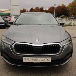 Škoda Octavia Combi 2.0 TDi DSG *LED, NAVIGACIJA*