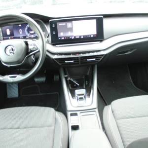 Škoda Octavia Combi 2.0 TDi DSG *LED, NAVIGACIJA*