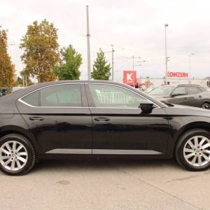 Škoda Superb 2.0 TDi DSG *LED, NAVIGACIJA*