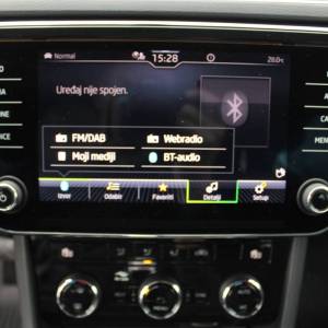 Škoda Superb Combi 2.0 TDi DSG *NAVIGACIJA*