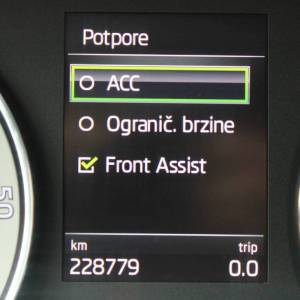 Škoda Superb Combi 2.0 TDi DSG *NAVIGACIJA*