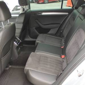 Škoda Superb Combi 2.0 TDi DSG *NAVIGACIJA*