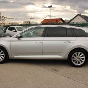 Škoda Superb Combi 2.0 TDi DSG *NAVIGACIJA*