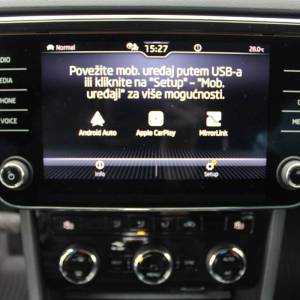 Škoda Superb Combi 2.0 TDi DSG *NAVIGACIJA*