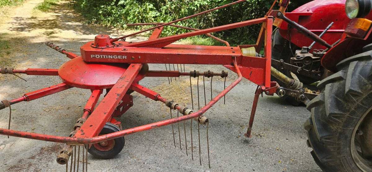 Skupljač sijena Pöttinger 300