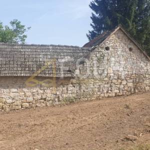 Slunj - okolica, imanje sa starim mlinom na Korani