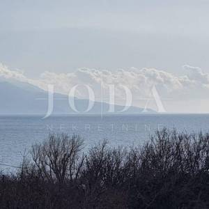 Smokvica zemljište za 12 apartmana