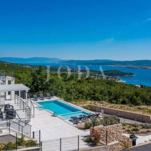 Šmrika kuća s panoramskim pogledom