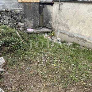 Šmrika kuća s pogledom na more