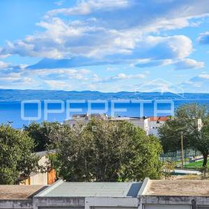 Split, Firule, trosoban stan blizu plaže i centra grada