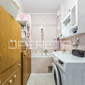 Split, Firule, trosoban stan blizu plaže i centra grada