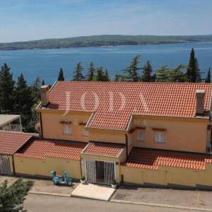 Stan 92,70m2 na odličnoj lokaciji 300m od mora