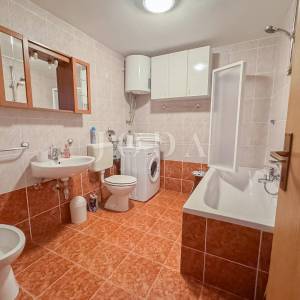 Stan 92,70m2 na odličnoj lokaciji 300m od mora