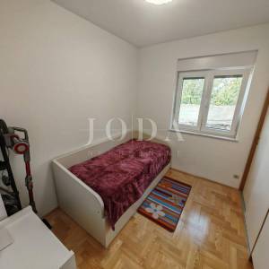 Stan na mirnoj lokaciji blizu mora