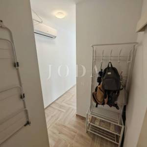 Stan na mirnoj lokaciji blizu mora