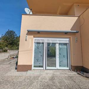 Stan na mirnoj lokaciji blizu mora