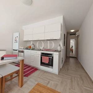 Stan na mirnoj lokaciji blizu mora