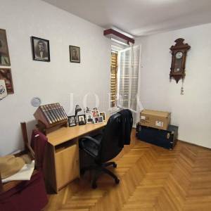 Stan na Pećinama sa velikim balkonom