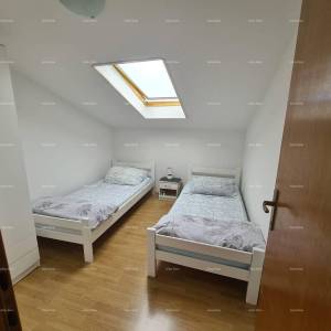 Stan na prodaju, Pula  Štinjan – Blizina mora