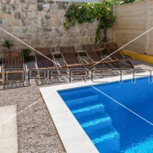 Stan na samoj obali Baćinkih jezera, Baćina, Ploče