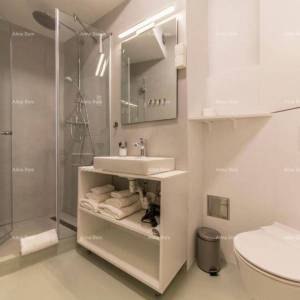 Stan u Rovinju, 150 m od mora - savršeno utočište s klimom i blizinom plaža