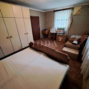 Stara kamena kuća za renovaciju, okolica Malinske