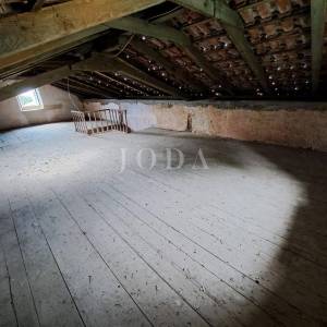 Stara kamena kuća za renovaciju, okolica Malinske