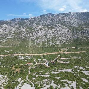 Stinica građevinsko zemljište Pejice