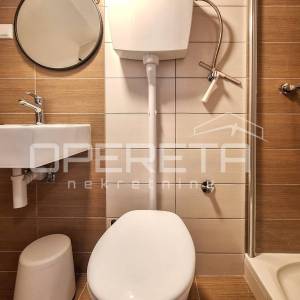 Studio apartman u centru Tribunja