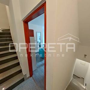 Studio apartman u centru Tribunja
