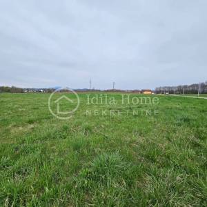 Sveta Nedelja / Kerestinec/PREKO PUTA RIMCA/4646m2  građevinskog zemljišta 