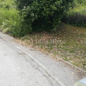 Sveta Nedelja zemljište od 1481m2 sa vikend kućicom/POVOLJNO!!!!