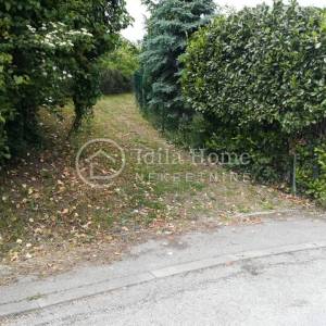 Sveta Nedelja zemljište od 1481m2 sa vikend kućicom/POVOLJNO!!!!