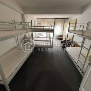 Sveta Nedelja/objekt za najam više radnika 750m2/voda gratis!