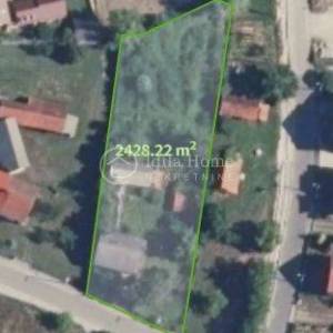 Sveta Nedelja/staro imanje sa kućom i čak 2438 m2 građevinskog zemljišta PRILIKA!
