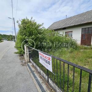 Sveta Nedelja/staro imanje sa kućom i čak 2438 m2 građevinskog zemljišta PRILIKA!
