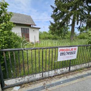Sveta Nedelja/staro imanje sa kućom i čak 2438 m2 građevinskog zemljišta PRILIKA!