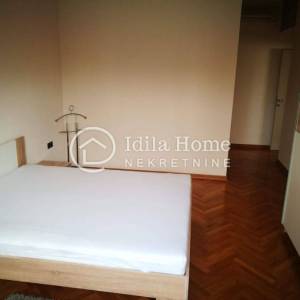 Sveta Nedelja/Trosoban stan 90 m² s terasom 25 m², kaminom i 2 parkirna mjesta