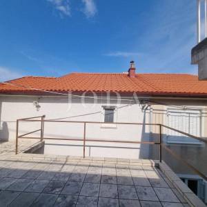 SVETI JURAJ, kuća 90m od mora