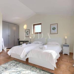 Svetvinčenat, okolica, prekrasna Villa sa bazenom