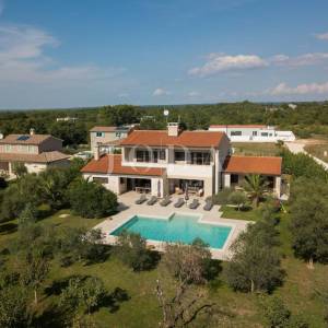 Svetvinčenat, okolica, prekrasna Villa sa bazenom