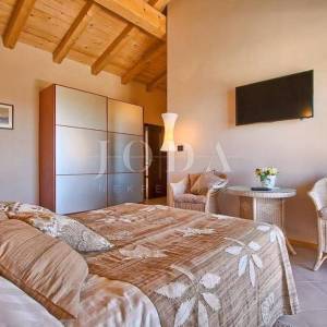 Svetvinčenat, okolica, prekrasna Villa sa bazenom