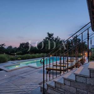 Svetvinčenat, okolica, Villa sa jacuzzijem i grijanim bazenom