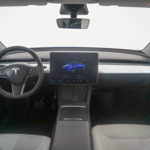 Tesla Model Y LONG RANGE DUAL MOTOR