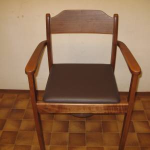 Toaletna stolica (WC) NOVO
