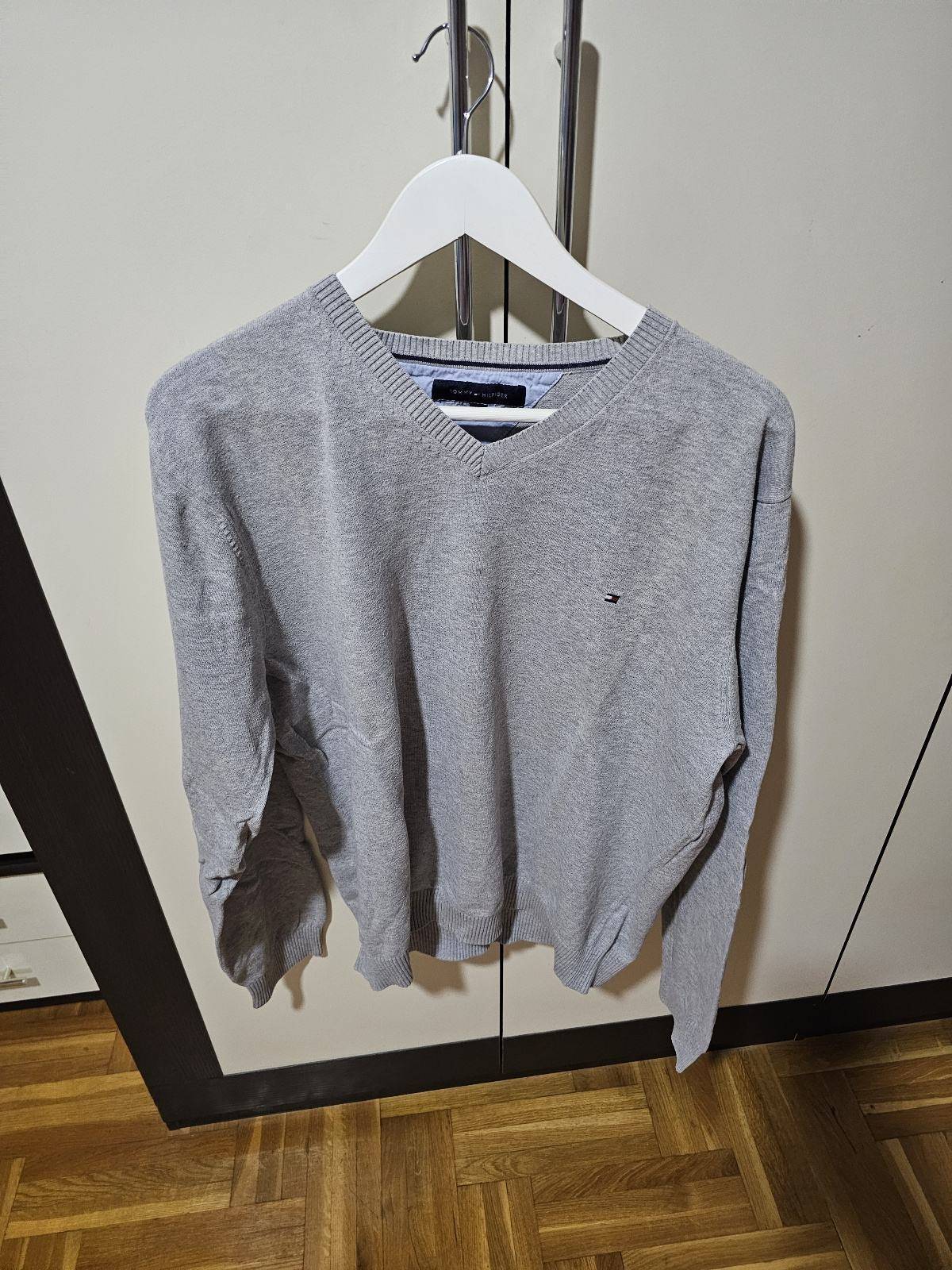 Tommy Hilfiger XL velicina stanje 10/10