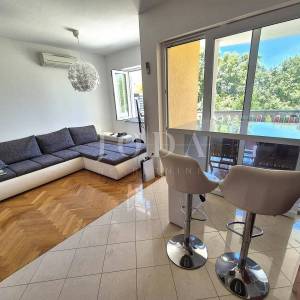 TOP LOKACIJA! Apartman 200 metara od mora