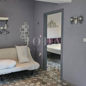 TOP LOKACIJA Kuća sa prekrasnim pogledom i prostranim zemljištem,Labin okolica