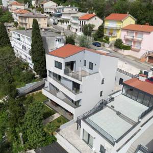 Top lokacija, vrhunski pogled, moderan stan