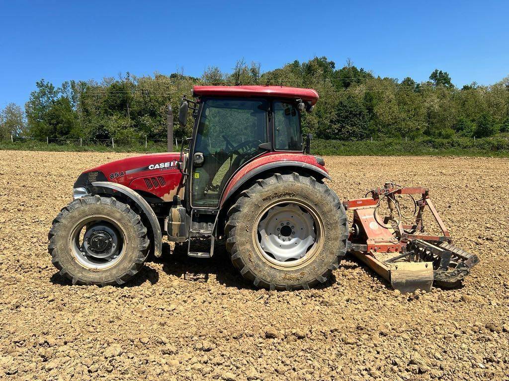 Traktor Case Farmall 85 A | slican New Holland Steyr